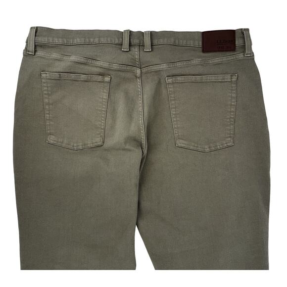 LL Bean Men's BeanFlex Pants 42x32 Loden Green Standard Fit Straight Leg EUC - Picture 8 of 13